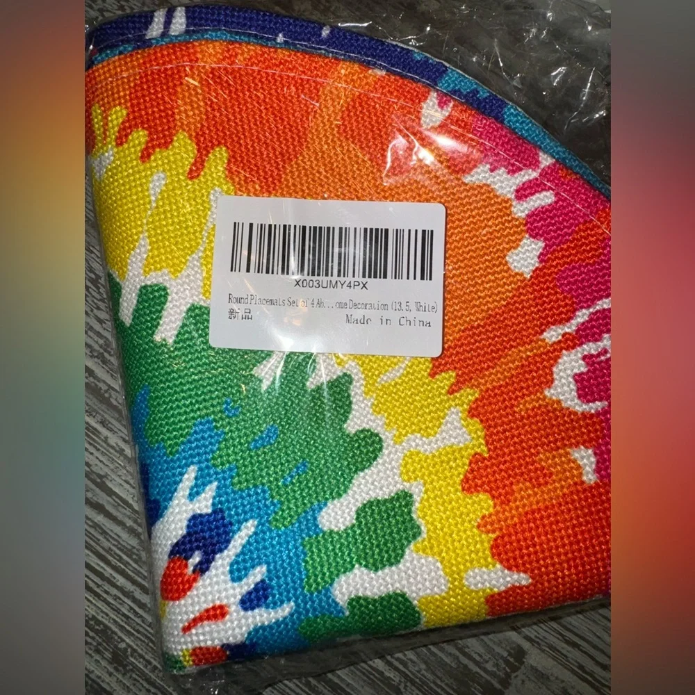 Set of 4 Round Fabric Placemats, 13.5”, Tye die, Rainbow